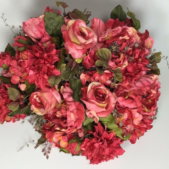 Five Beautiful Floral Bouquets